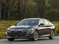 Honda Accord Hybrid 2020 công bố giá bán, thấp nhất 26.400 USD